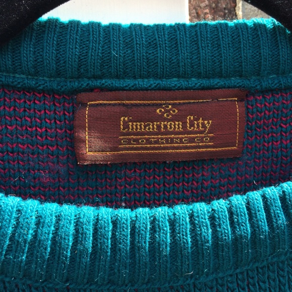 Vintage Turquoise Pattern Sweater - Picture 3 of 4